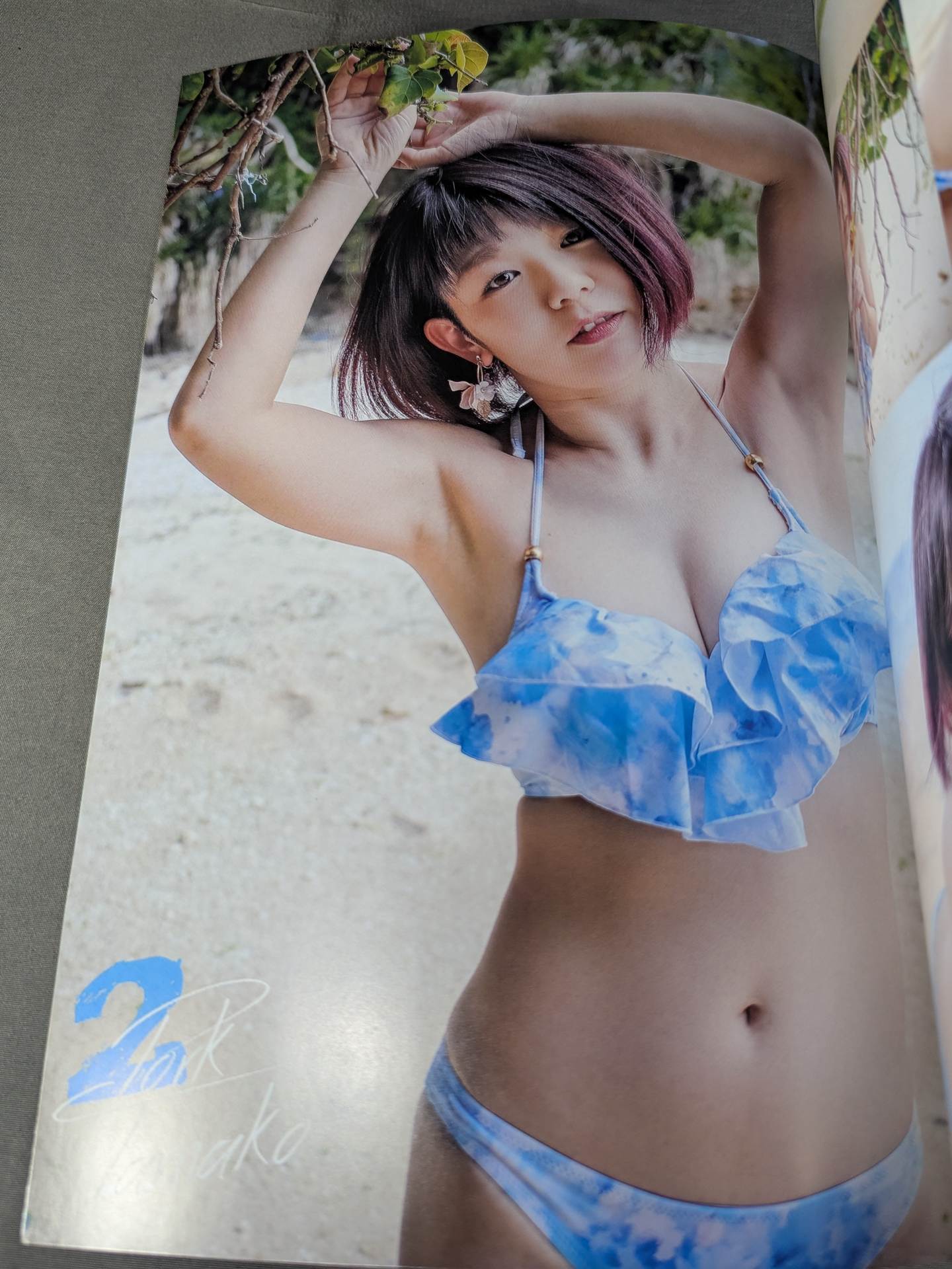 【hand signed autograph】 Ryukyu Dragon Pro Wrestling Girls' photo collection "Teichi! Miachi!"