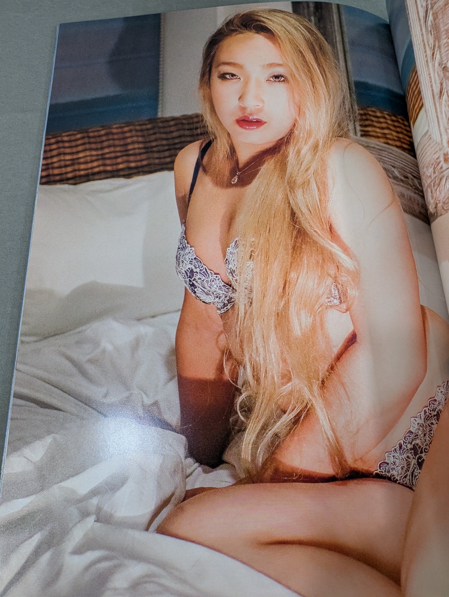 Ryukyu Dragon Pro Wrestling Girls Photo Collection "Teichi! Wow! Michi!"