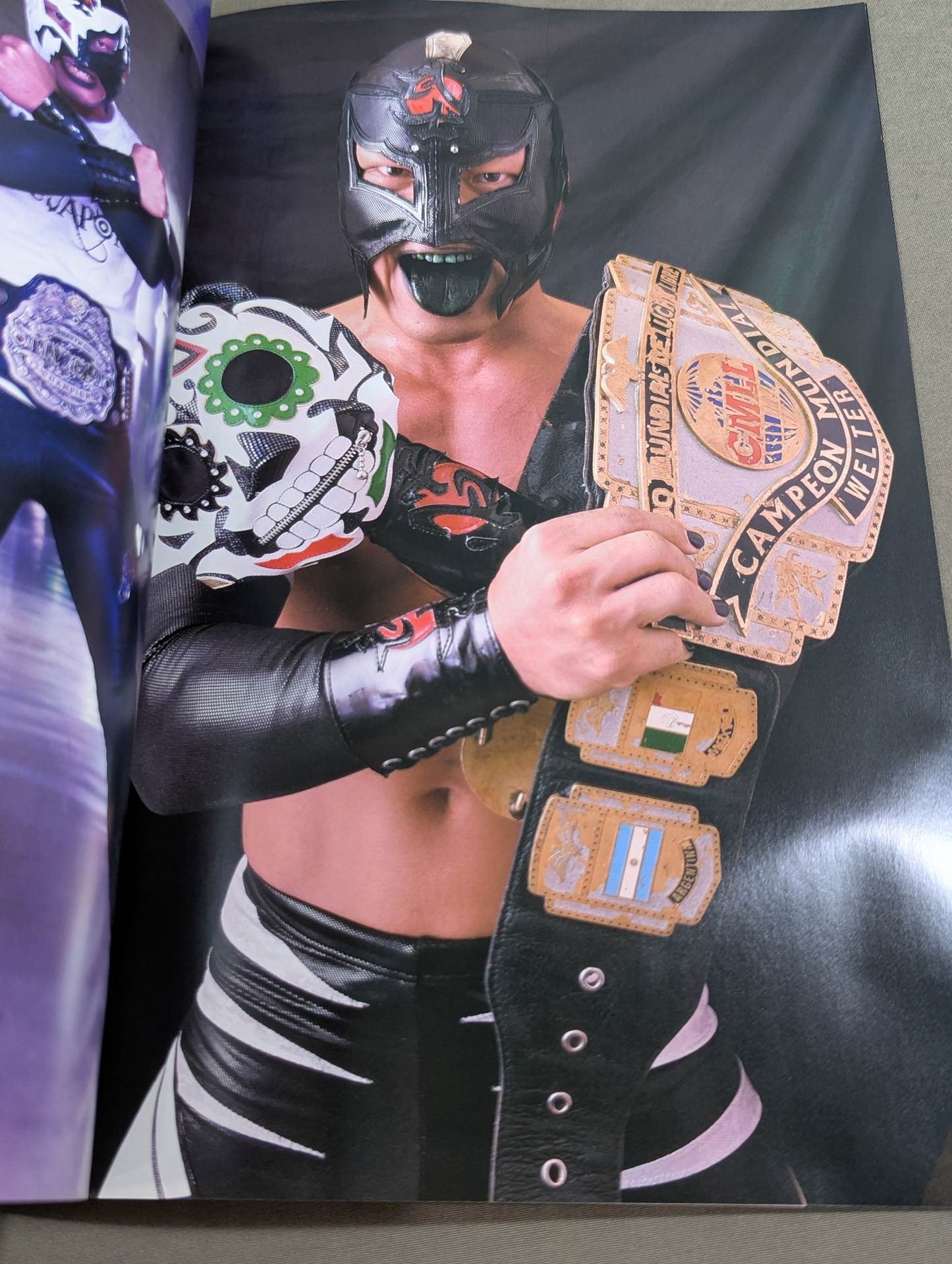 FOTOLIBRE de Mascara Numero.62