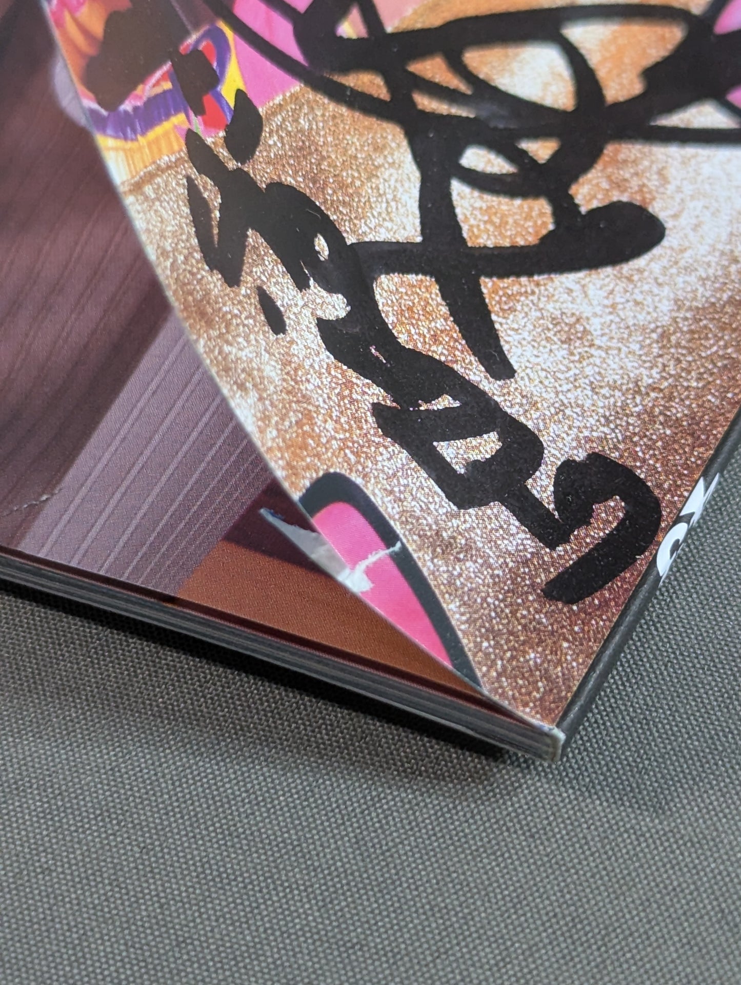 [Yuzu Pon Mask & iotica hand signed autograph] FOTOLIBRE de Mascara Numero.43
