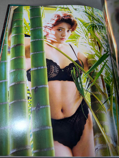 【直筆サイン入り】浜田文子 写真集 VALENTINA