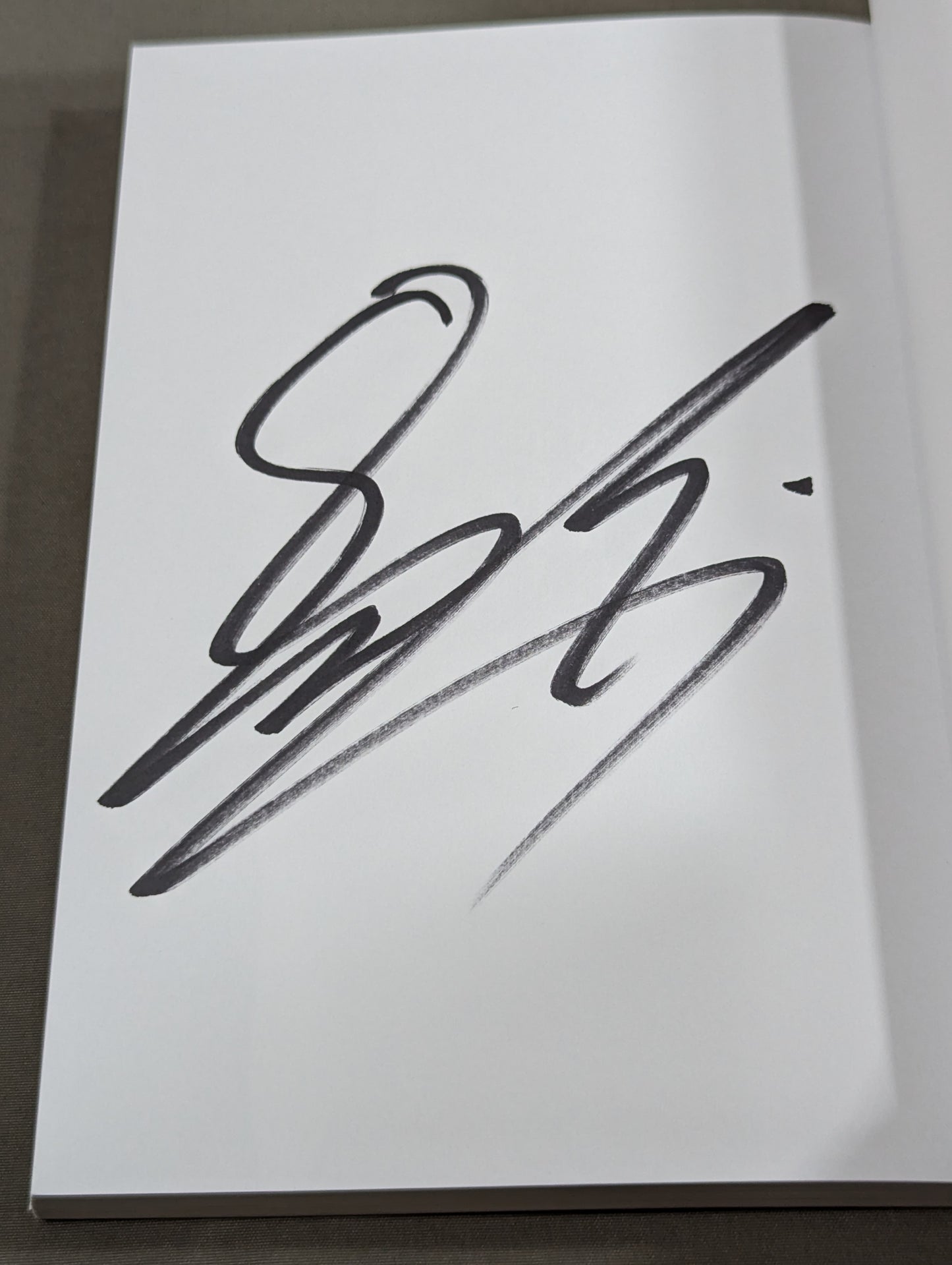How to survive a 【hand signed autograph】 twister