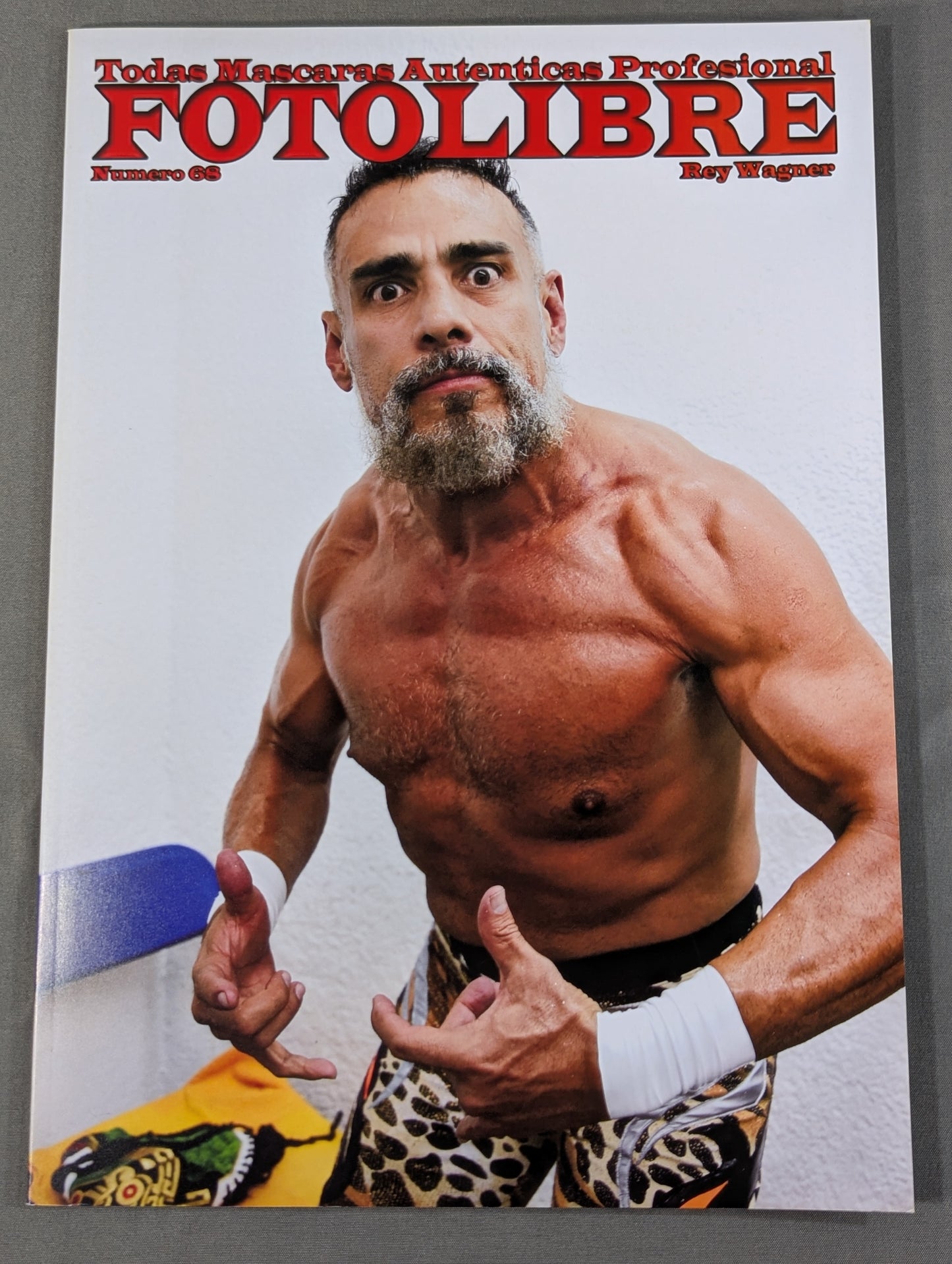 FOTOLIBRE de Mascara Numero.68