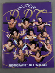 LESLIE KEE × DDT 写真集 『SUPER DDT』(青表紙×紫表紙 Ver.) – 闘道館