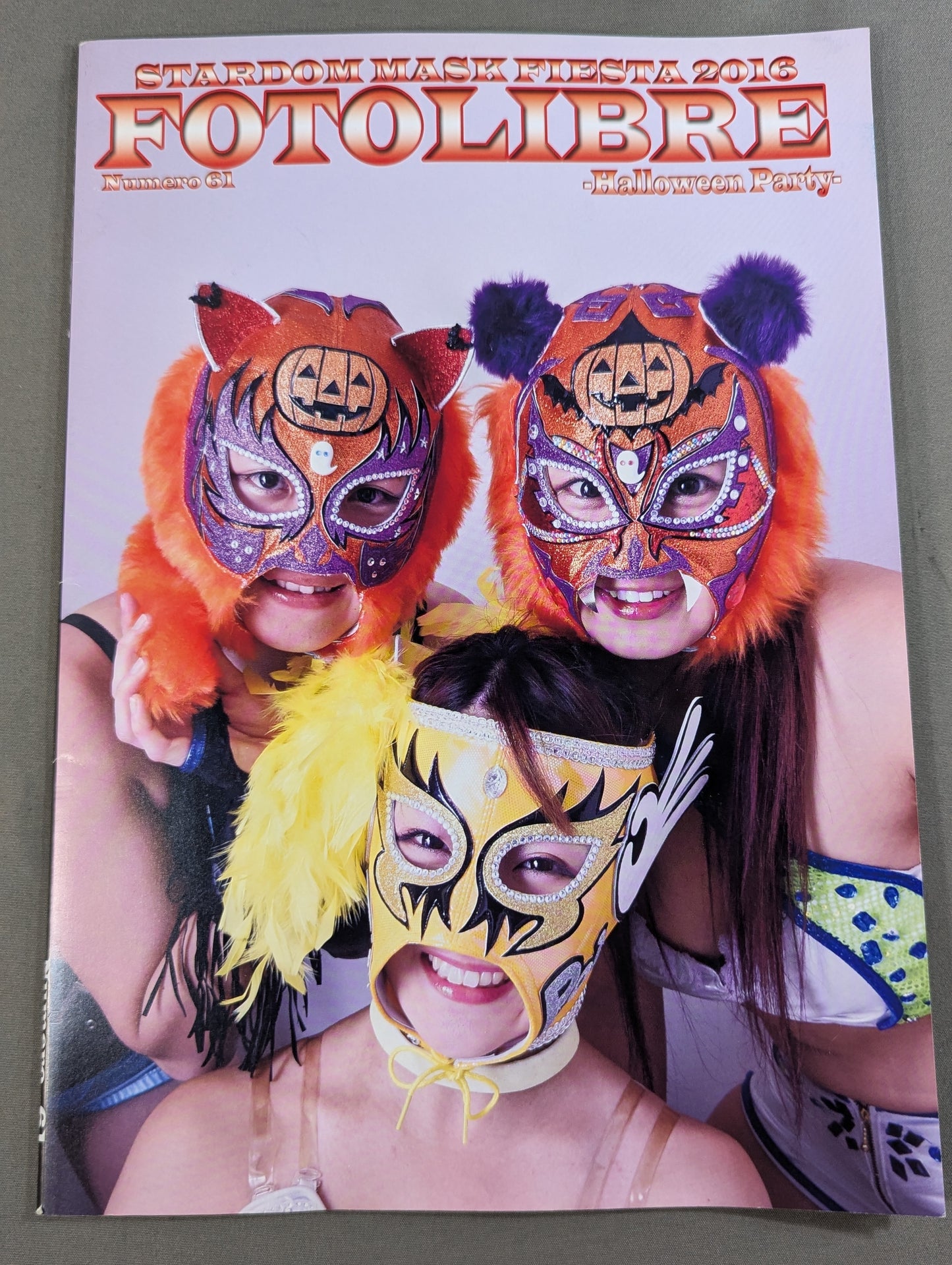 [3 fighters  hand signed autograph 】FOTOLIBRE de Mascara Numero.61