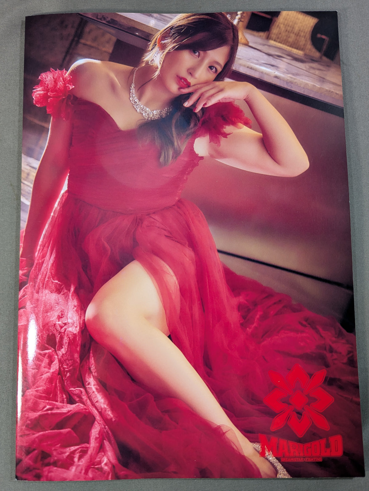 Miku Aono  photo  Red Sensation