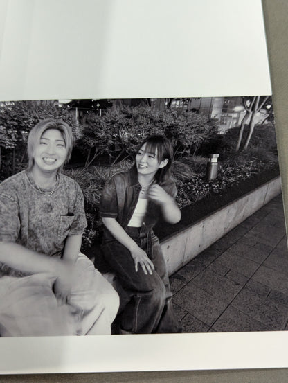 【Sareee＆彩羽匠 直筆Wサイン入り】Spark RUSH photo book Vol.1 ― 結成