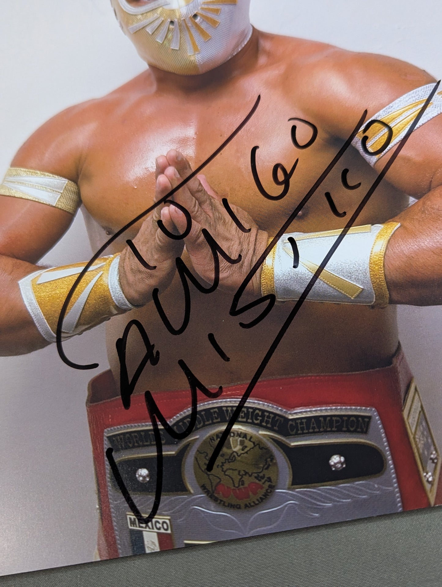 [First generation Mistico  hand signed autograph 】FOTOLIBRE de Mascara Numero.11