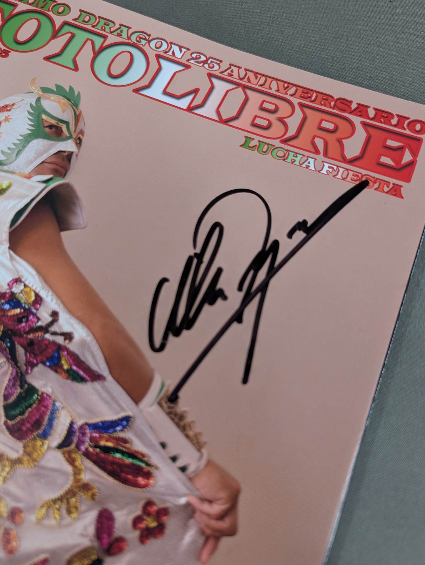 【Ultimo Dragon hand signed autograph】FOTOLIBRE de Mascara Numero.35
