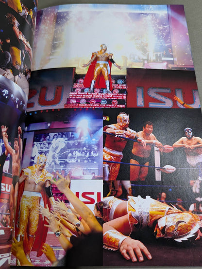 【Ultimo Dragon hand signed autograph】FOTOLIBRE de Mascara Numero.35