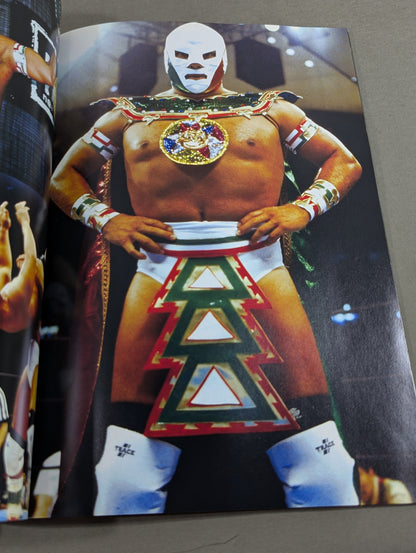 [Dr. Wagner Jr. hand signed autograph 】FOTOLIBRE de Mascara Numero.48