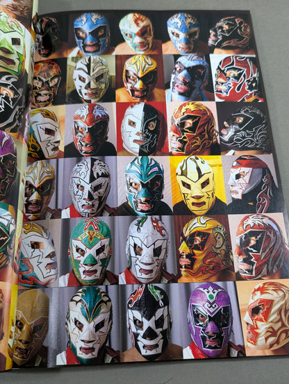 [Dr. Wagner Jr. hand signed autograph 】FOTOLIBRE de Mascara Numero.48