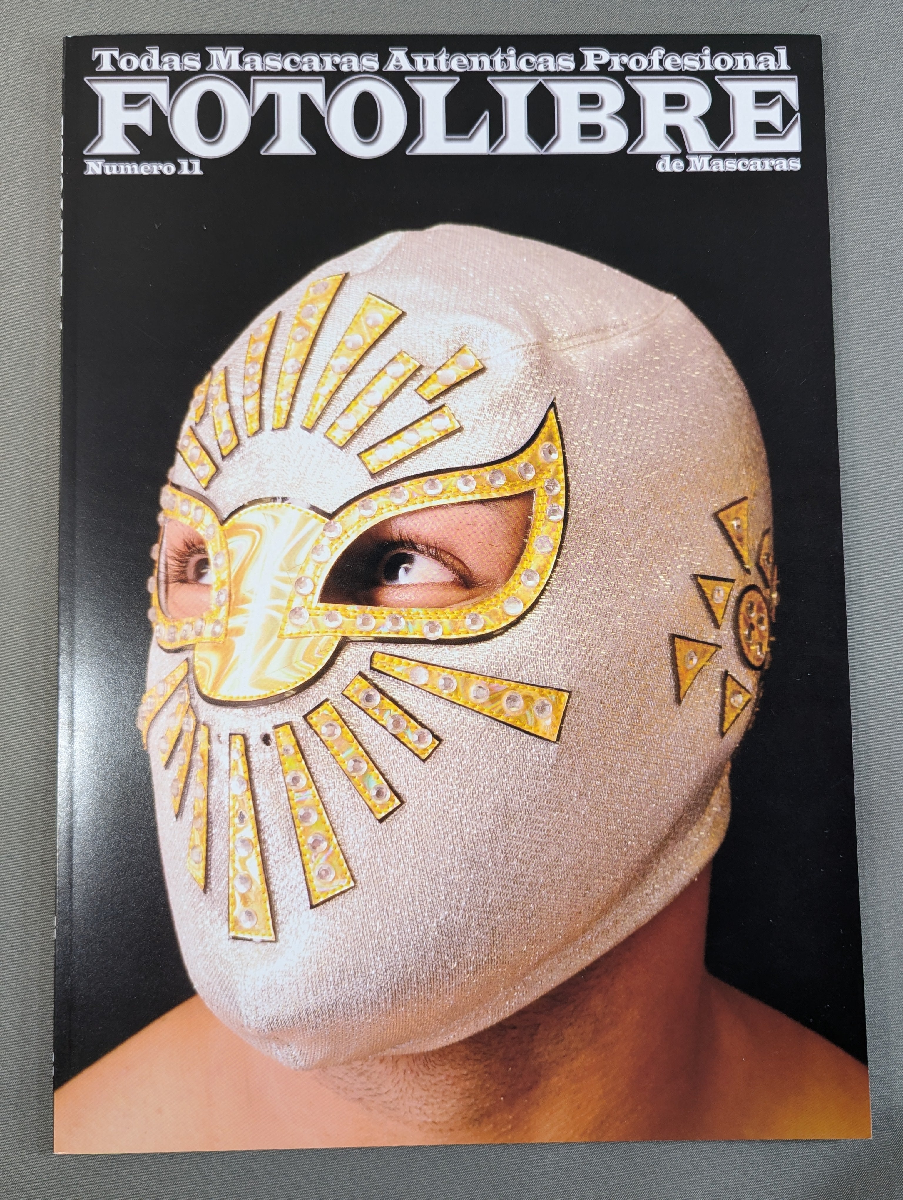 初代ミスティコ 直筆サイン入り】FOTOLIBRE de Mascara Numero.11 – 闘道館