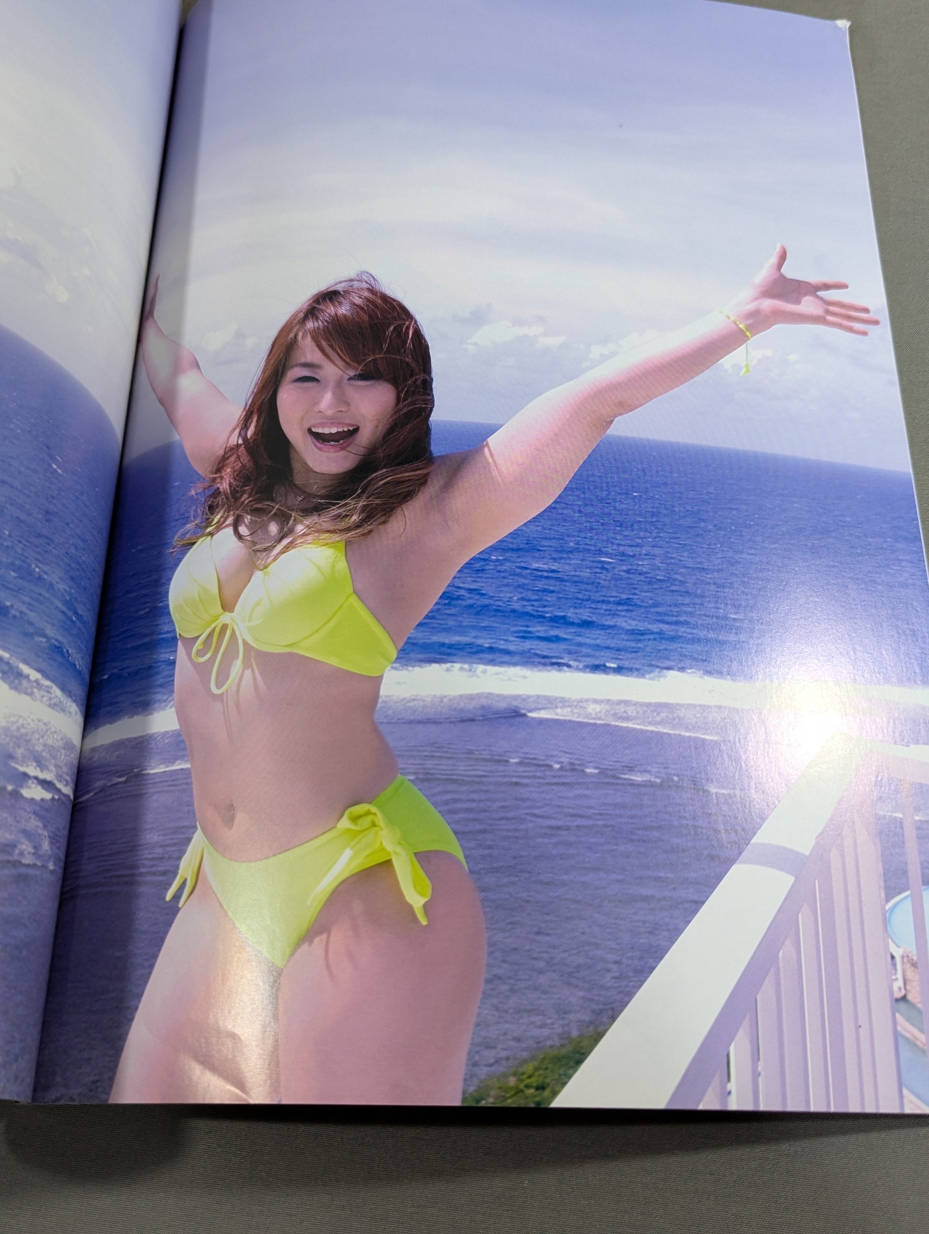 紫雷イオ＆IOTICA 直筆サイン入り】FOTOLIBRE de Mascara Numero.49