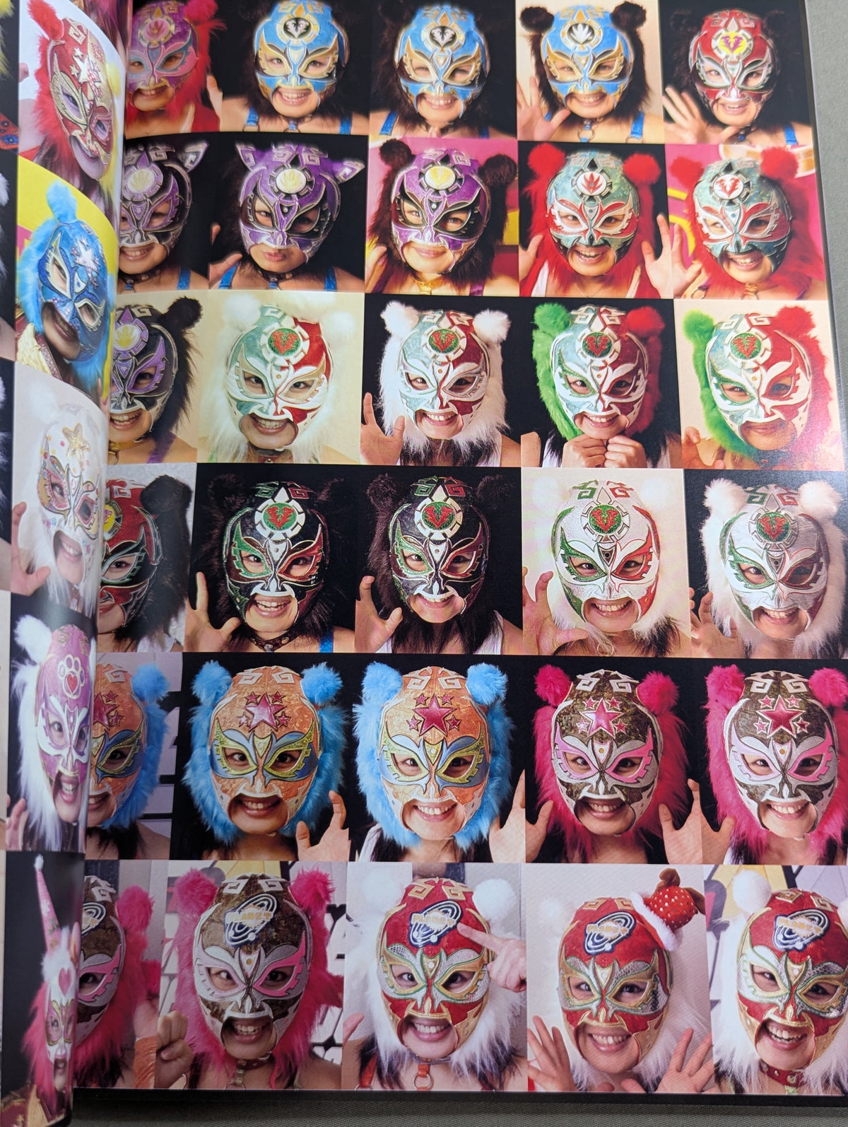 【紫雷イオ 直筆サイン入り】FOTOLIBRE de Mascara Numero.63