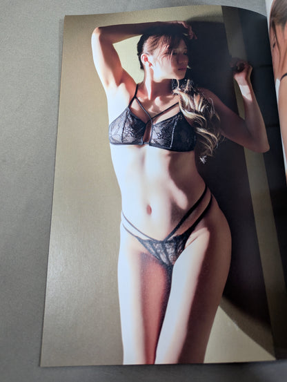 雪妃真矢 写真集 All day long～6th Anniversary