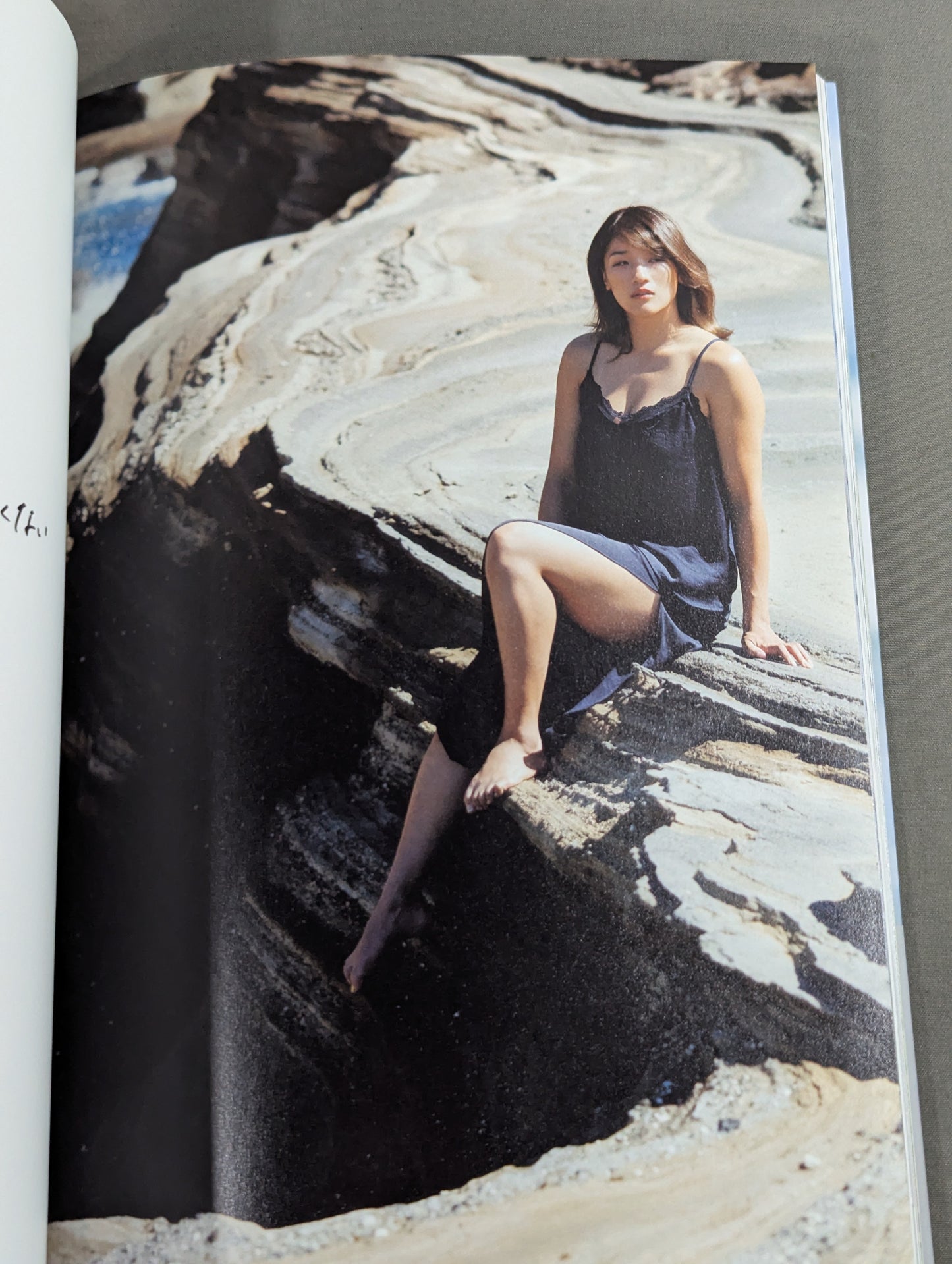 【hand signed autograph】 RENA Photobook RE:NA