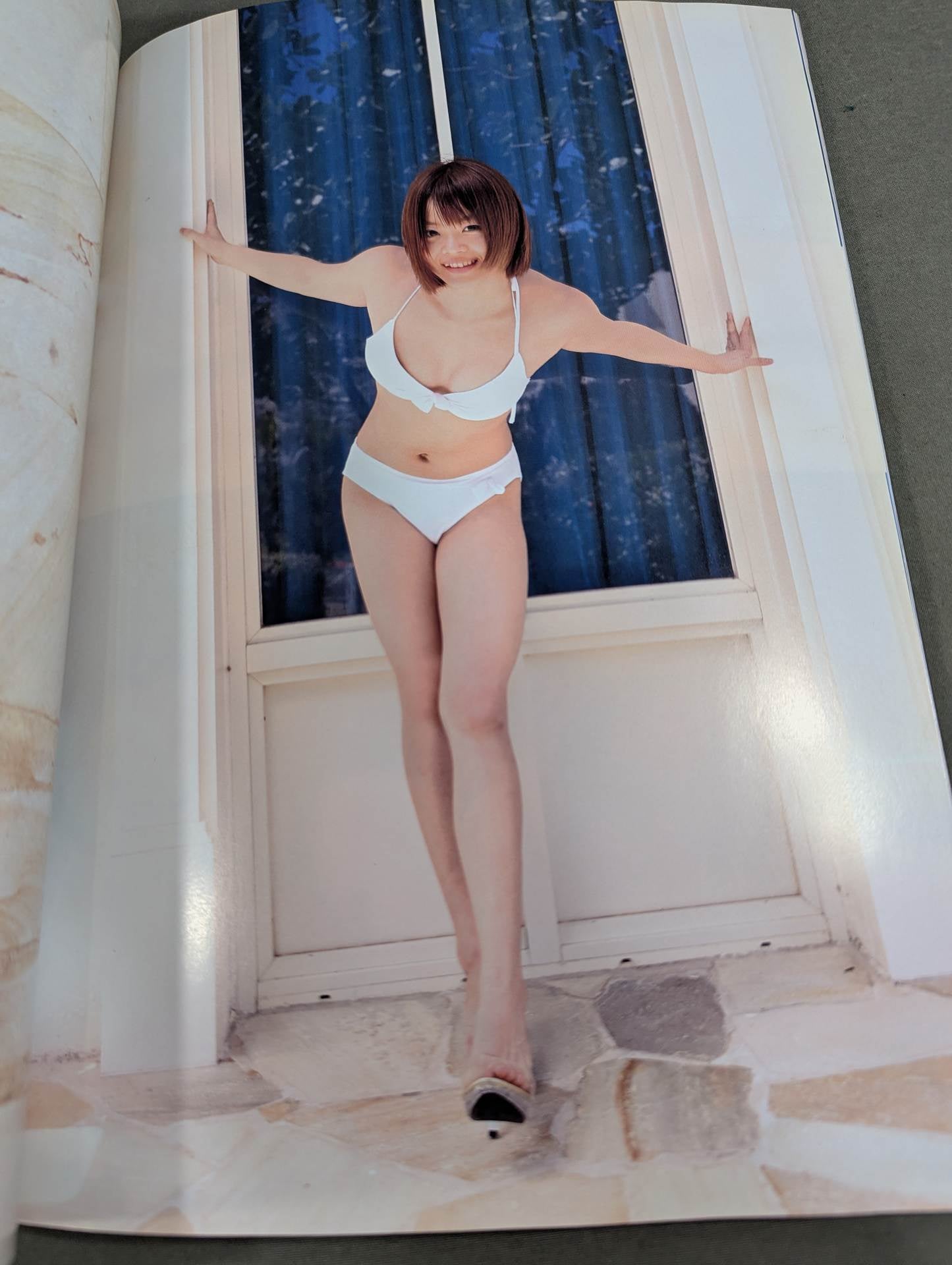 【紫雷イオ＆岩谷麻優 直筆サイン入り】FOTOLIBRE de Mascara Numero.58