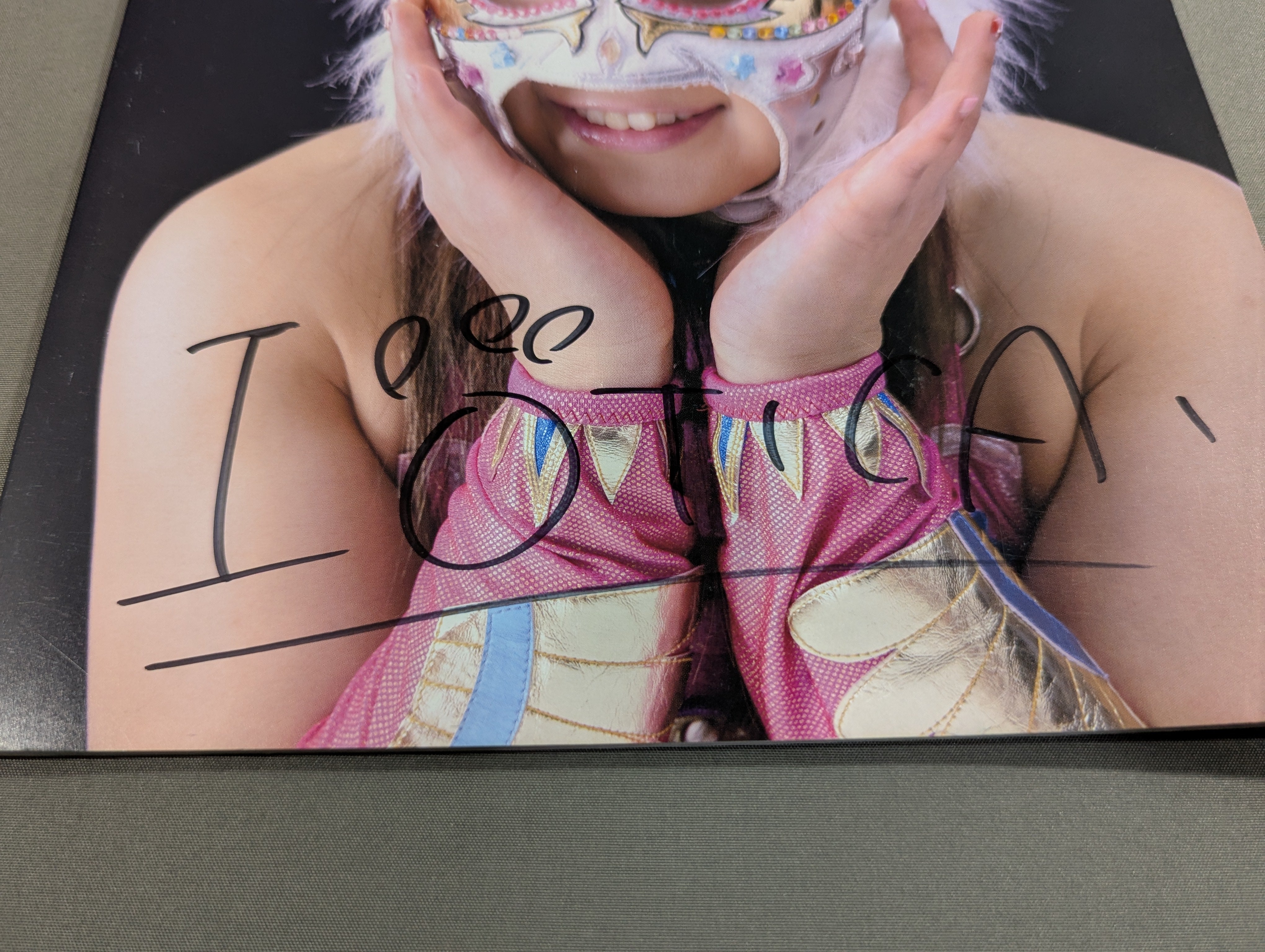 紫雷イオ＆IOTICA 直筆サイン入り】FOTOLIBRE de Mascara Numero.44