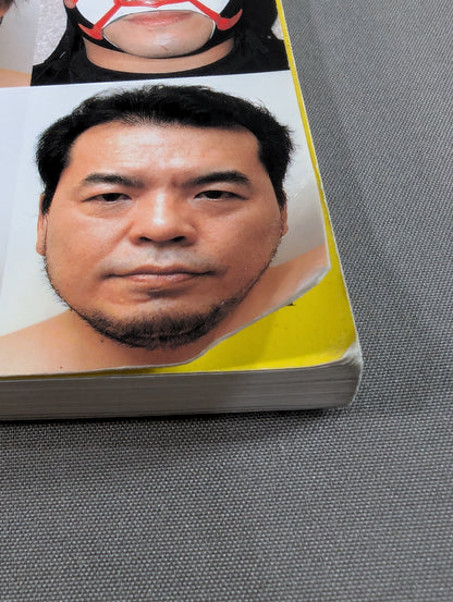 PRO WRESTLER  Color PHOTO  Directory 2004 Expanded and Revised Edition
