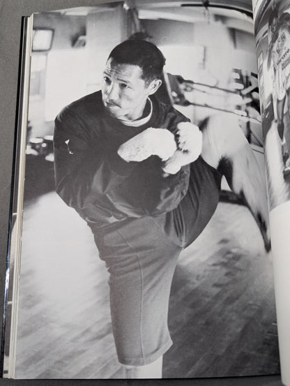 Toshio Fujiwara photo collection Fight