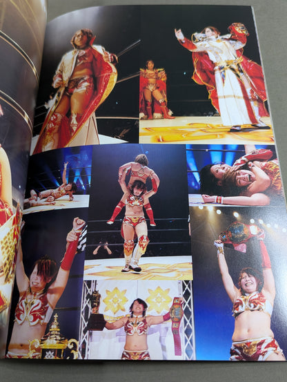 【Utami Hayashishita  hand signed autograph 】FOTOLIBRE de Mascara Numero.80