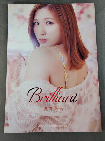 Miku Aono  photo  BRILLIANT