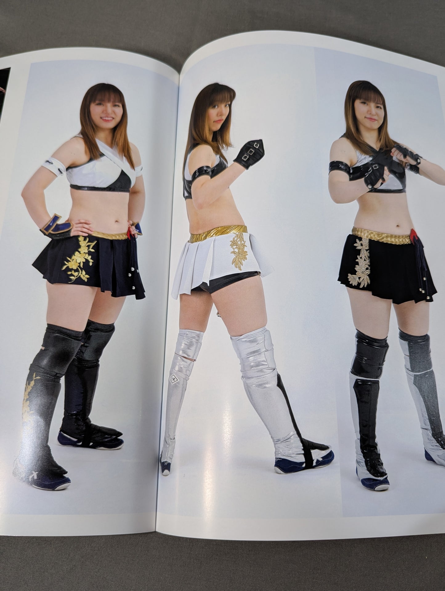 【直筆サイン入り】世羅りさ PHOTOBOOK「SeraBon」