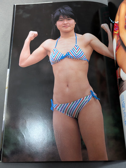 Barefoot Warriors Women's Pro Wrestling Dramatic Photo  Collection