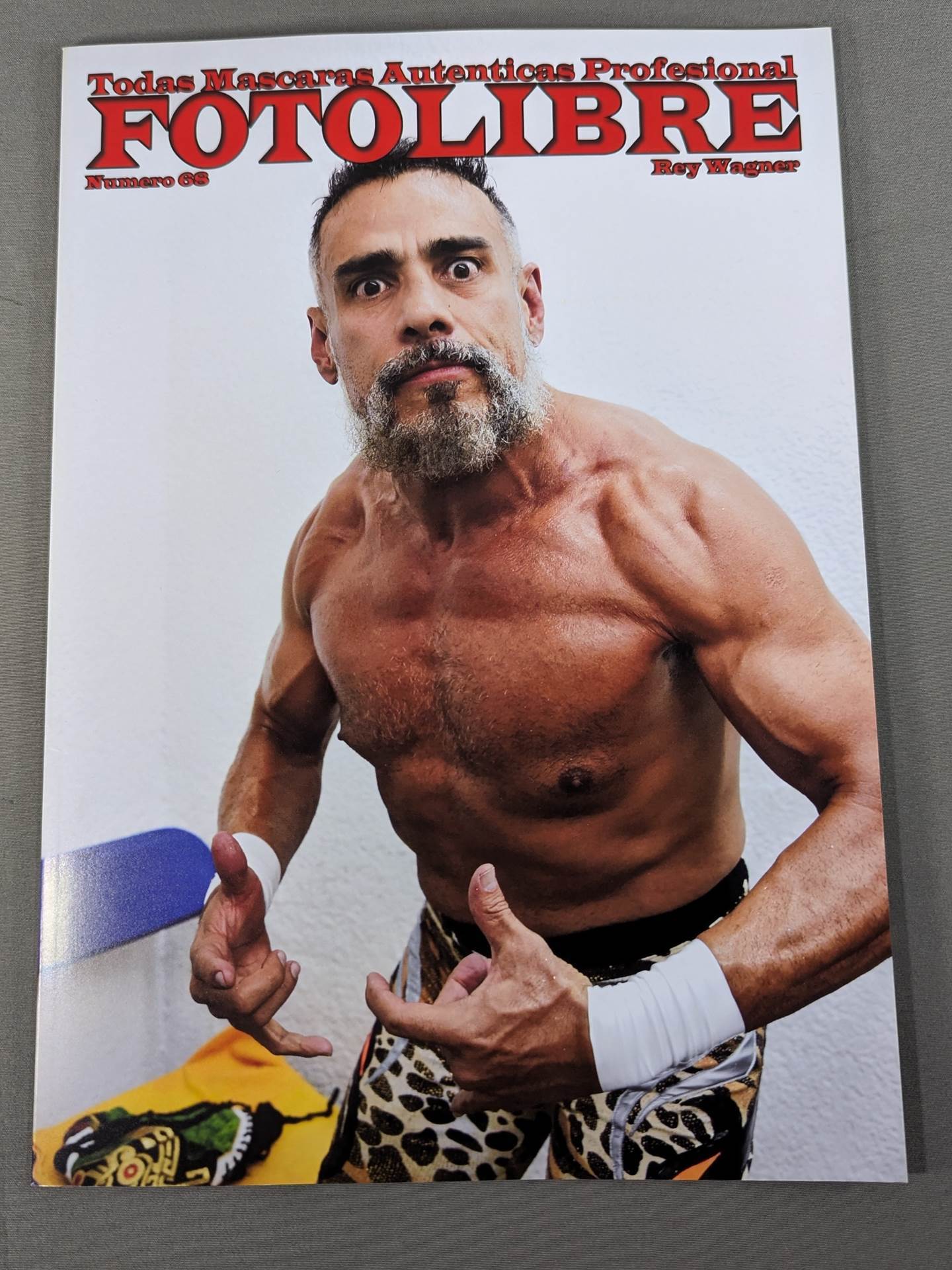 FOTOLIBRE de Mascara Numero.68