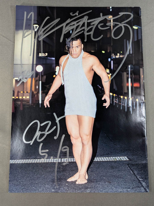 【hand signed autograph】 Hikaru Sato Photo  Collection "Monthly Hikaru Sato "