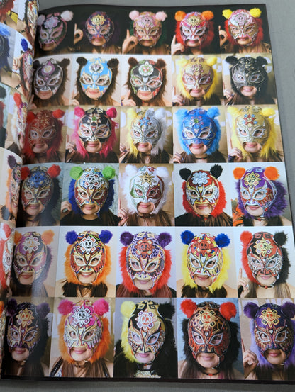 【紫雷イオ 直筆サイン入り】FOTOLIBRE de Mascara Numero.67