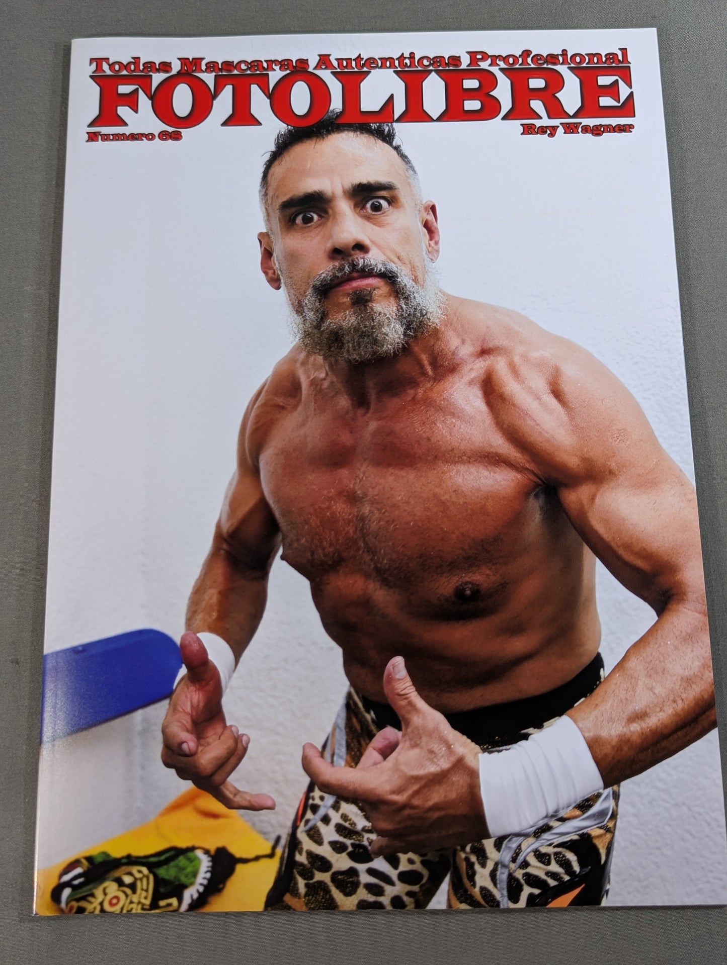FOTOLIBRE de Mascara Numero.68