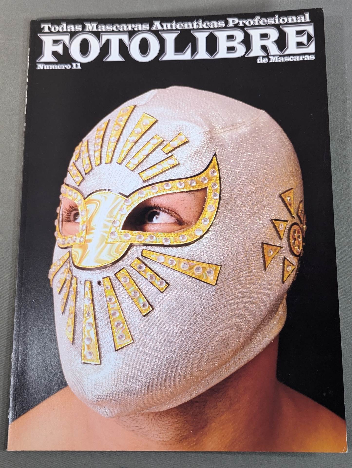 FOTOLIBRE de Mascara Numero.11