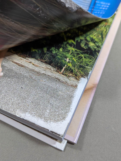 【Io Shirai (Iyo Sky)  hand signed autograph 】 Io Shirai (Iyo Sky)  first photo Collection "Real Face"