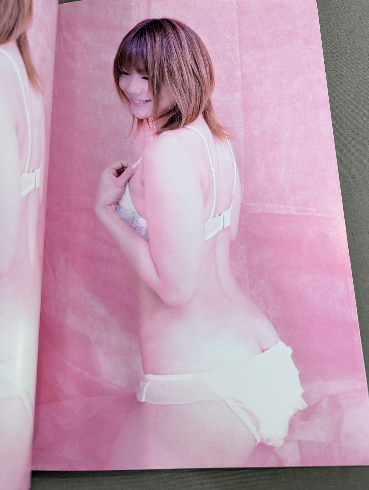 【栗原あゆみ 直筆サイン入り】FOTOLIBRE de Mascara Numero.40