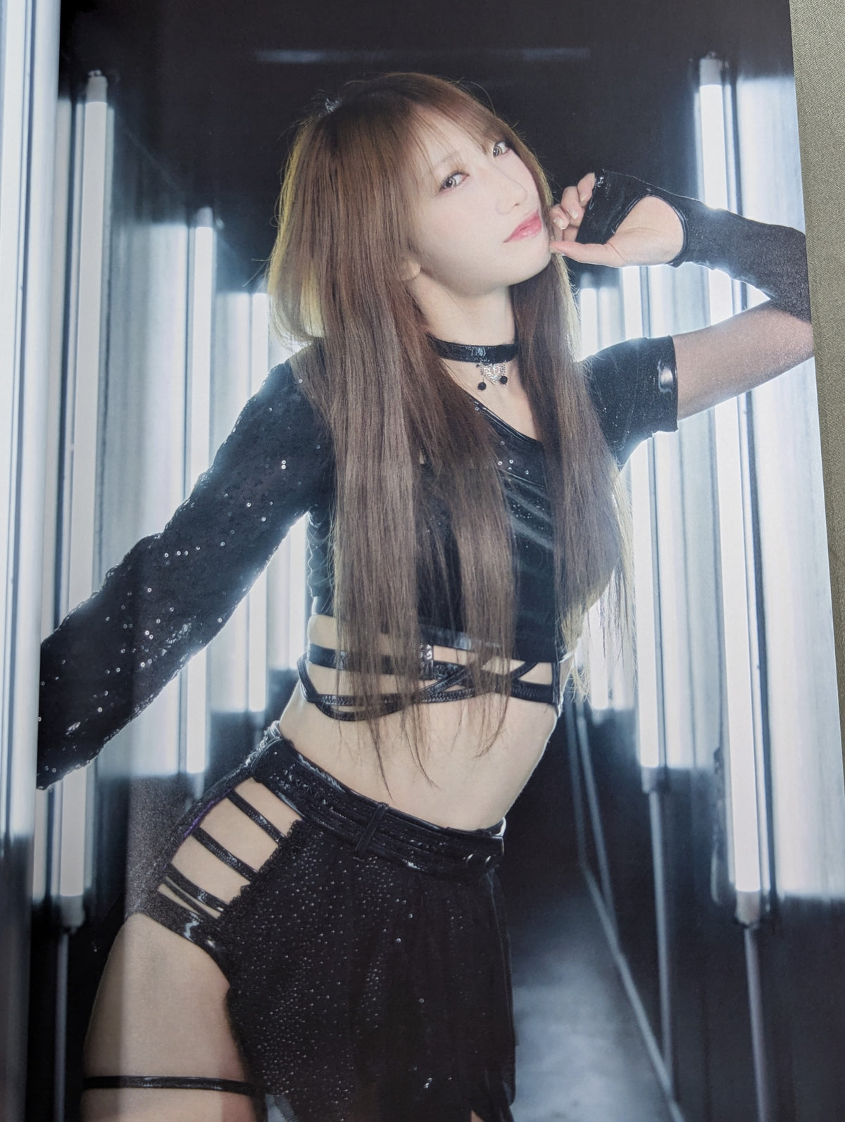【hand signed autograph】 Saki Kashima  photo  Volume "KMOT" (-Premium Ver.-)