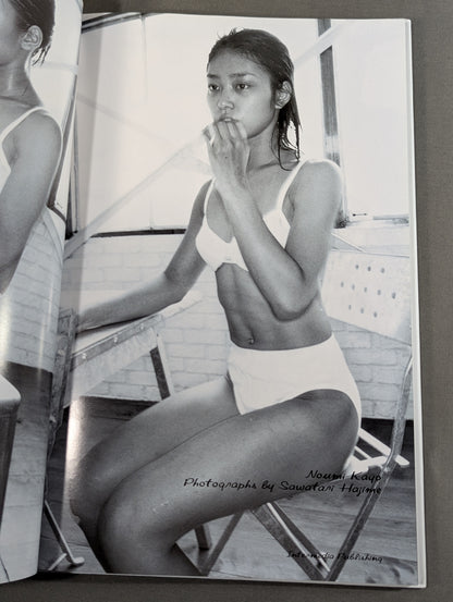 【hand signed autograph】 Kayo Noumi photo collection Damage
