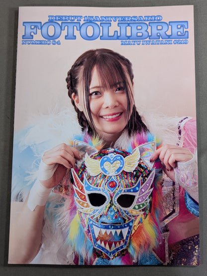 【Mayu Iwatani  hand signed autograph 】FOTOLIBRE de Mascara Numero.84
