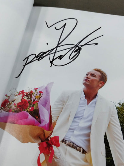 【hand signed autograph】 Kazuchika Okada Photo Gallery ~I'm O.K.! ～
