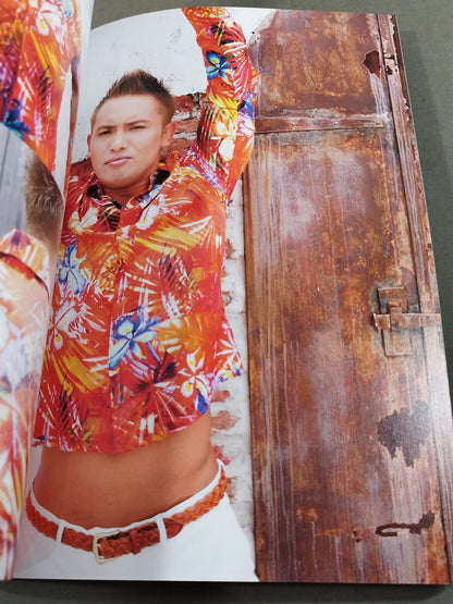 【hand signed autograph】 Kazuchika Okada Photo Gallery ~I'm O.K.! ～