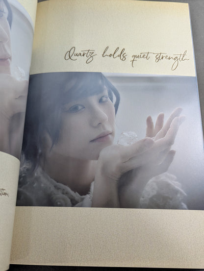 【直筆サイン入り】天麗皇希 写真集 Wears Light