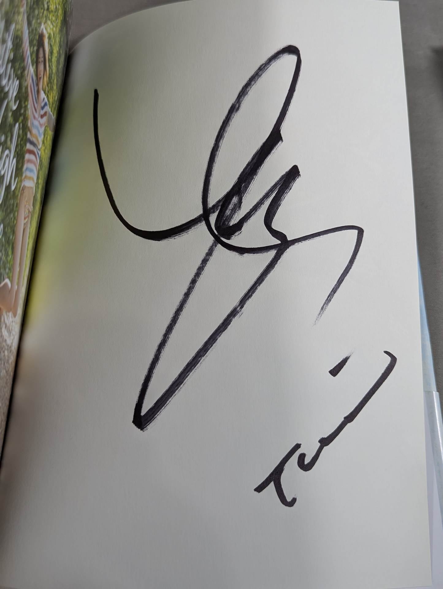 【hand signed autograph】 Takano Hitomomi 1st Photo gallery Positive High