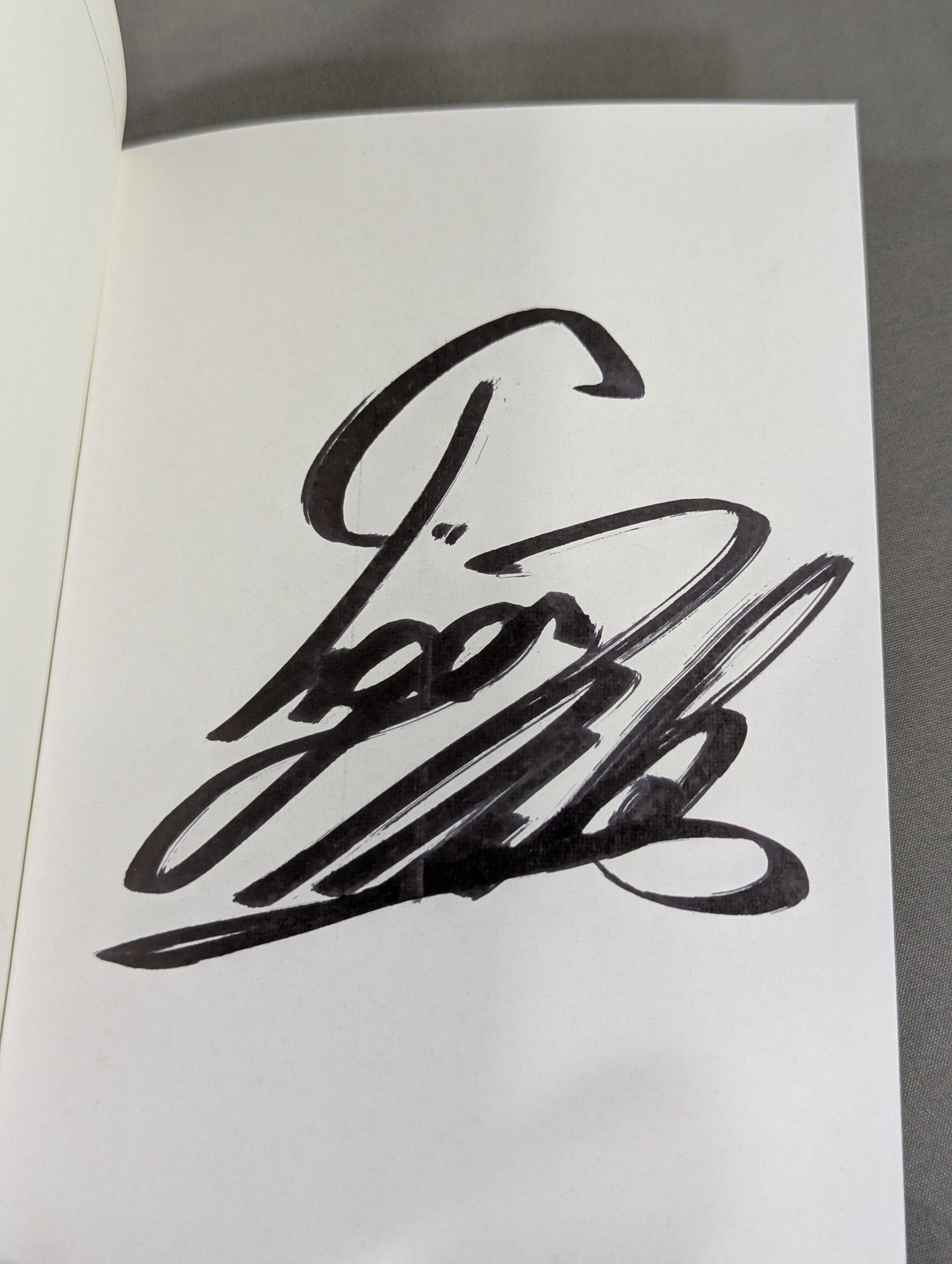 【First Tiger Mask Hand Signed Autograph 】"Real Steadfastness" Mental Training