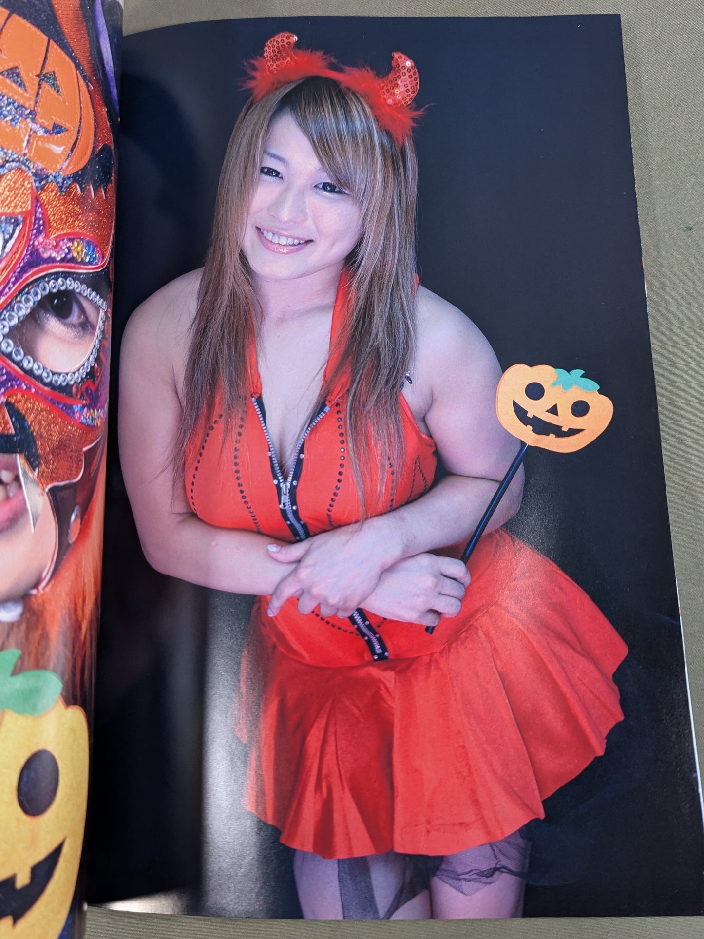 FOTOLIBRE de Mascara Numero.51