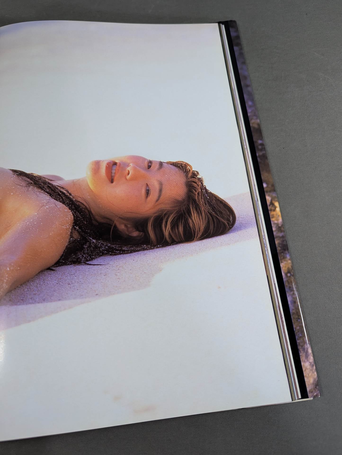 Takako Inoue photo  collection "Vertiges"