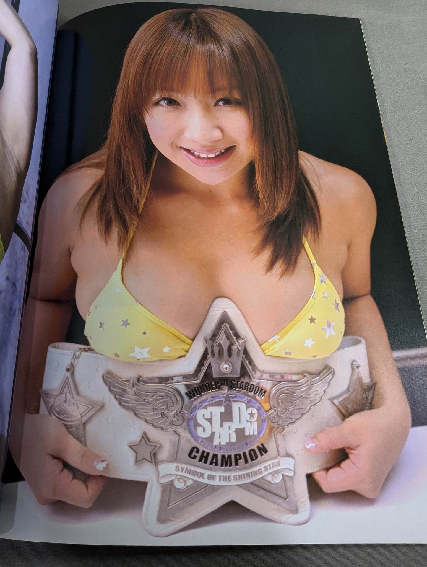 愛川ゆず季 直筆サイン入り】FOTOLIBRE de Mascara Numero.36