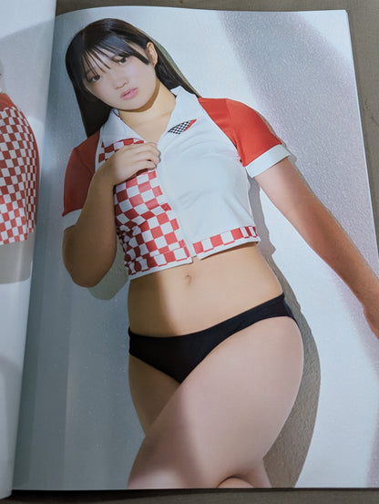 【直筆サイン入り】田中きずな 写真集 KIZUNA 19