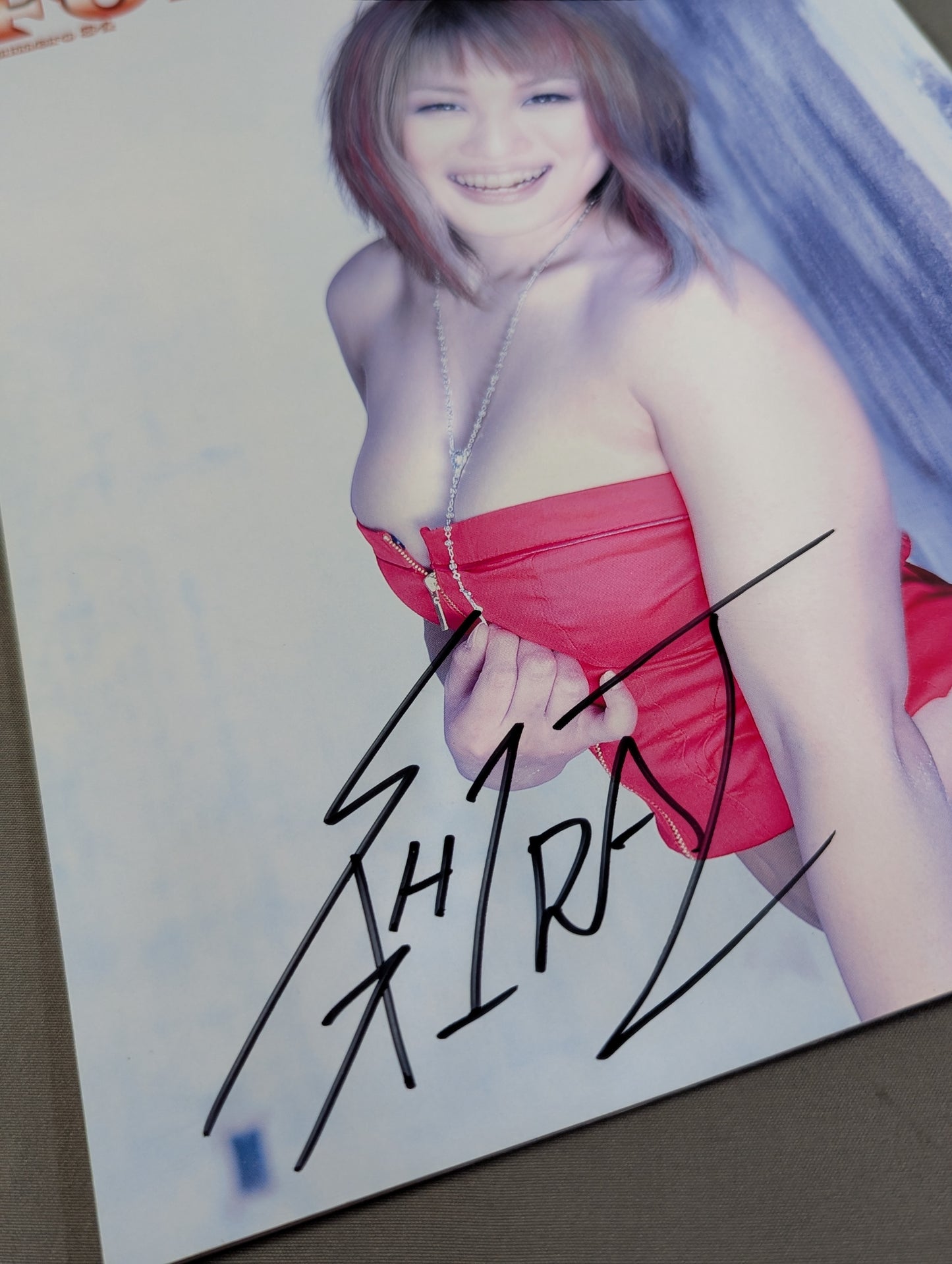 【紫雷イオ＆IOTICA(イオティカ) 直筆サイン入り】FOTOLIBRE de Mascara Numero.34