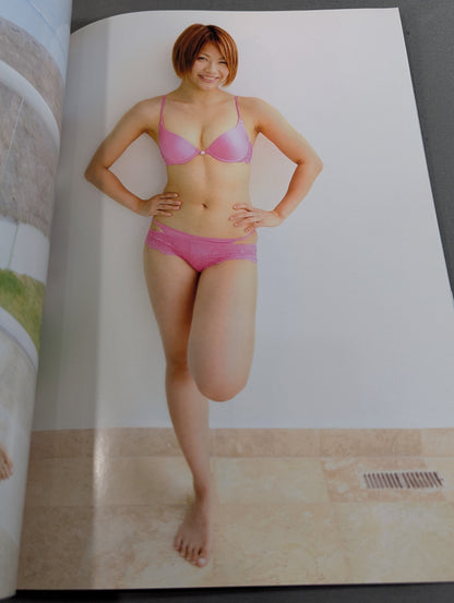 [Ayumi Kurihara  hand signed autograph 】FOTOLIBRE de Mascara Numero.12